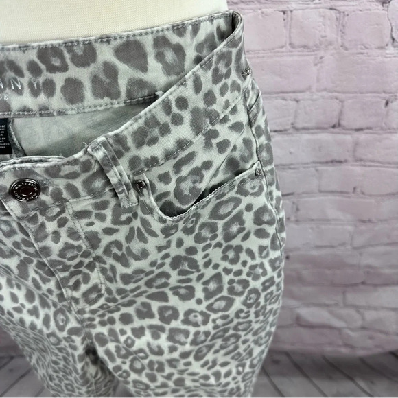 white house black market the skinny high rise ankle animal print jeans size 2 - Picture 2 of 5